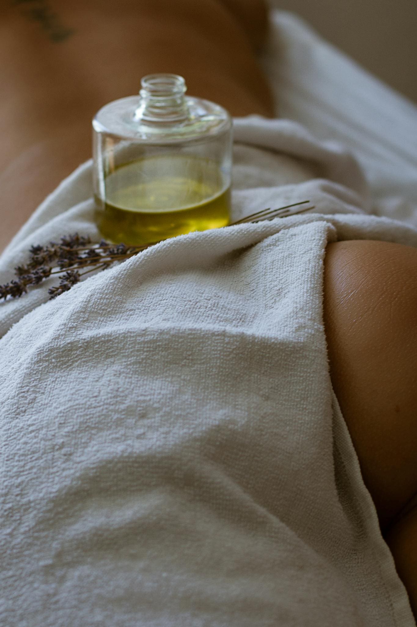 A Calming Spa Image Featuring Aromatherapy Oil